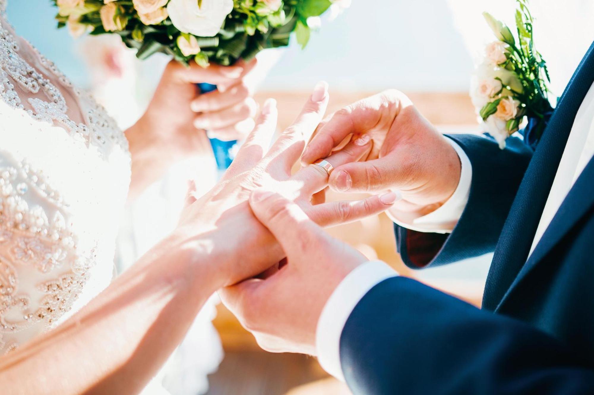 Отель Grand Oasis Palm Канкун Экстерьер фото The exchange of rings at a wedding