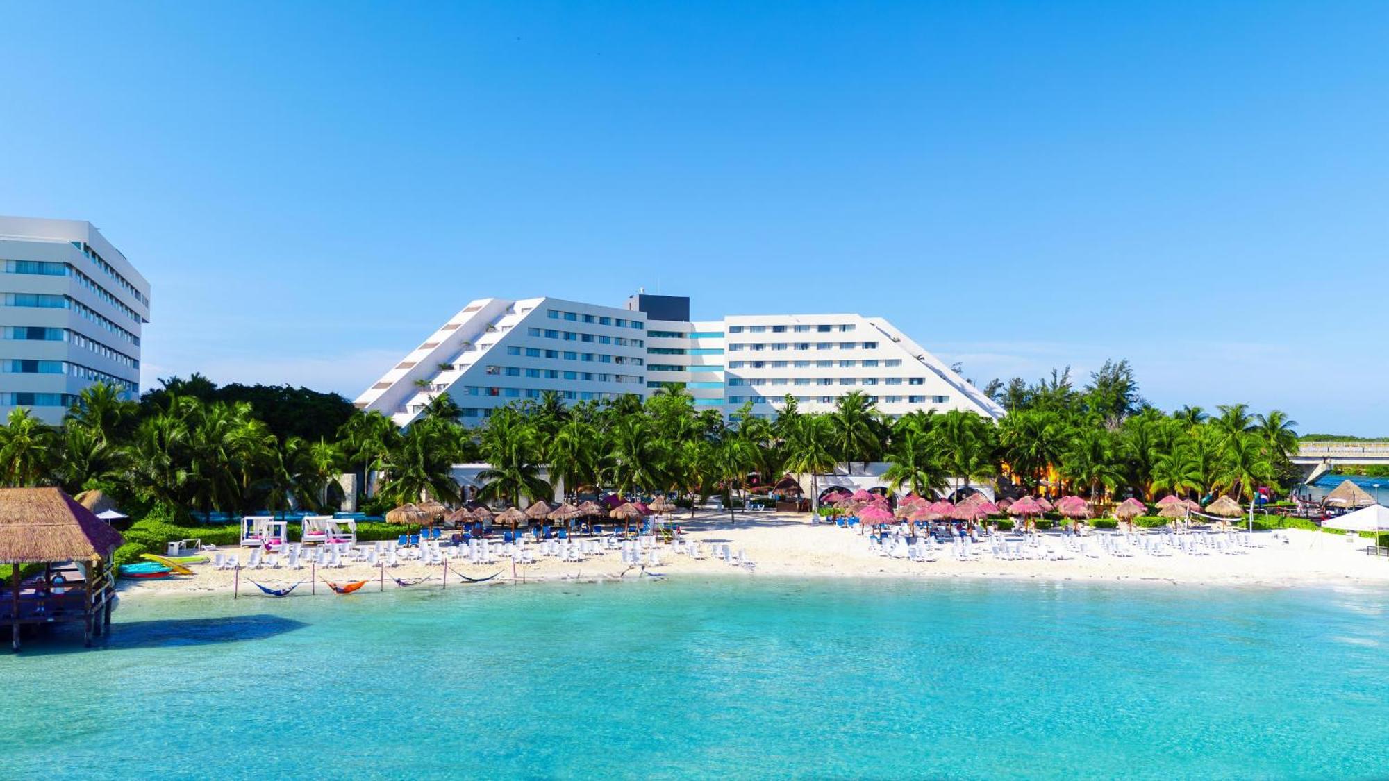 Отель Grand Oasis Palm Канкун Экстерьер фото